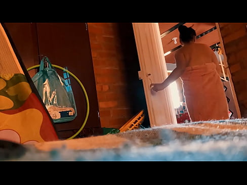 ❤️ አጎቴ ሻወር ውስጥ ይከተለኛል፣ ሻወር ስወስድ ይበድኛል። በ%am.yespornpics-com.ru ️❤